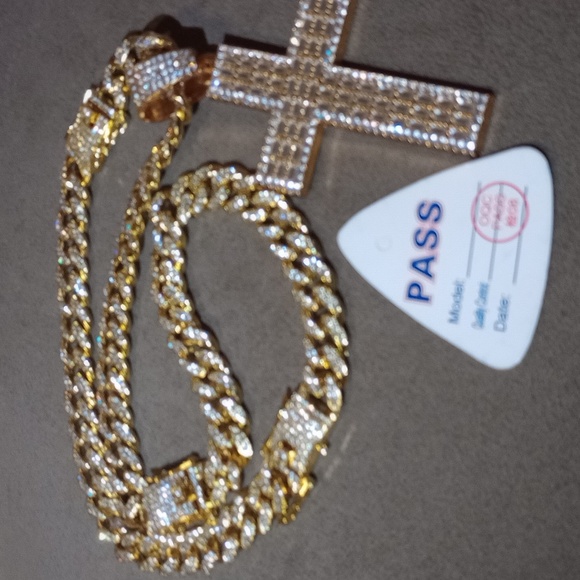 Used Blessed Cross & 24